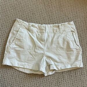 Vineyard Vines Khaki Shorts